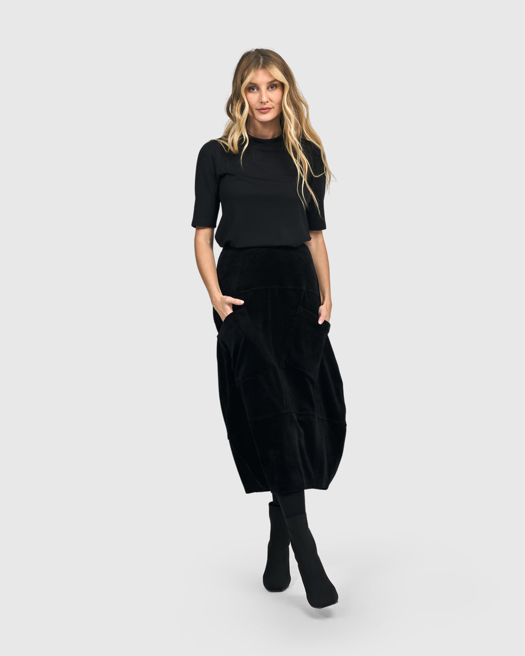 Everyday Velvet Licorice Skirt, Black