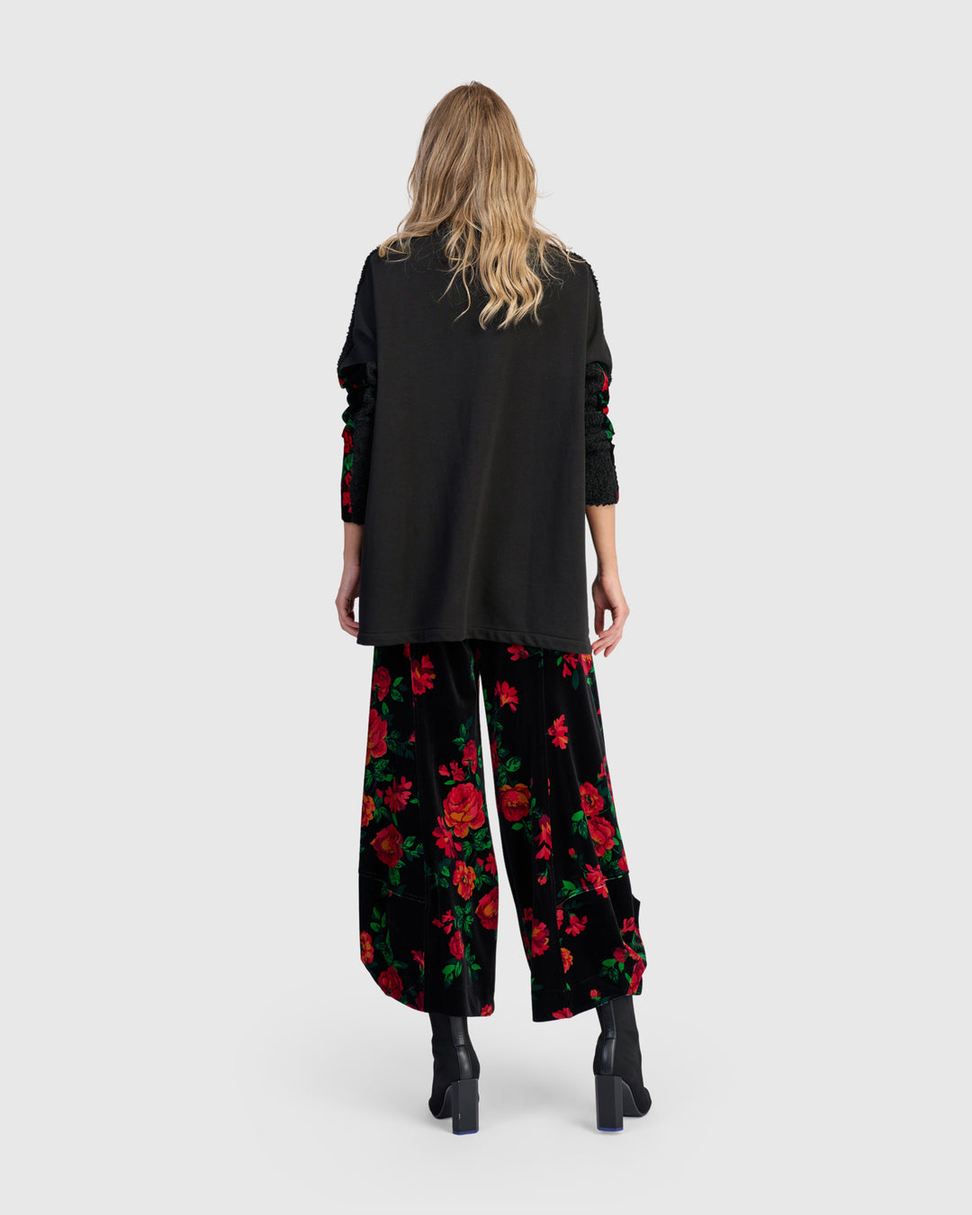 Spotlight Boucle Jumper, Roses