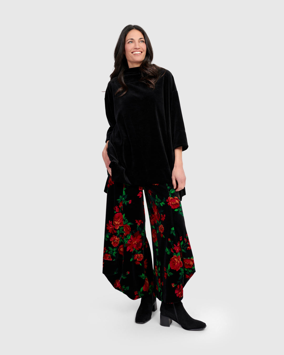 Everyday Velvet Trapeze Top, Black