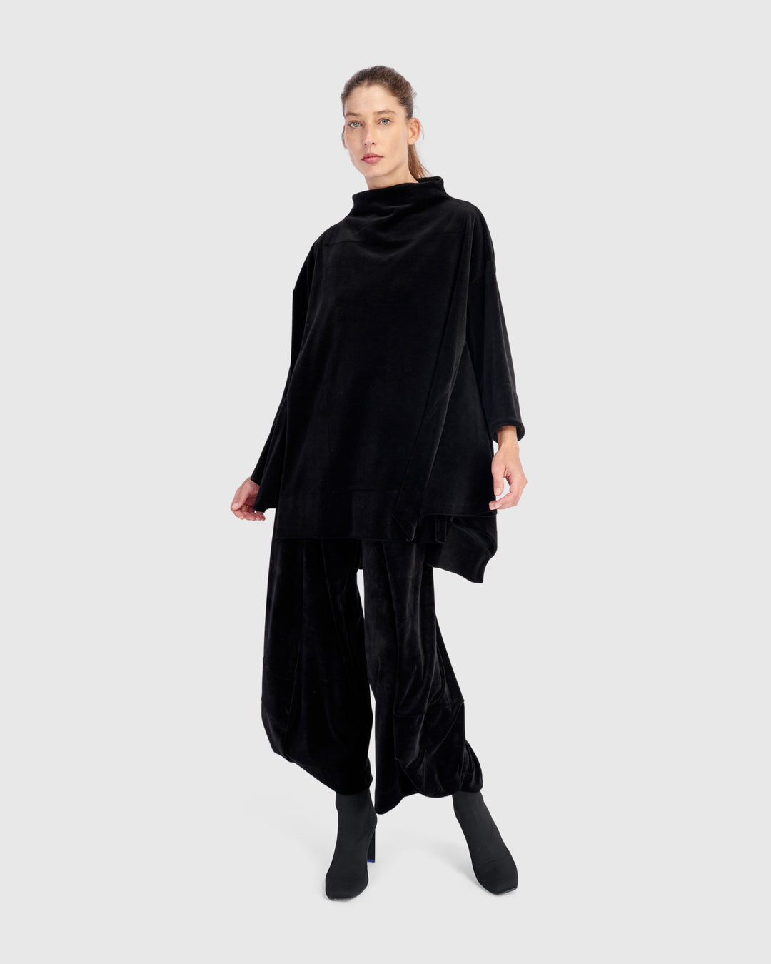 Everyday Velvet Punto Pants, Black