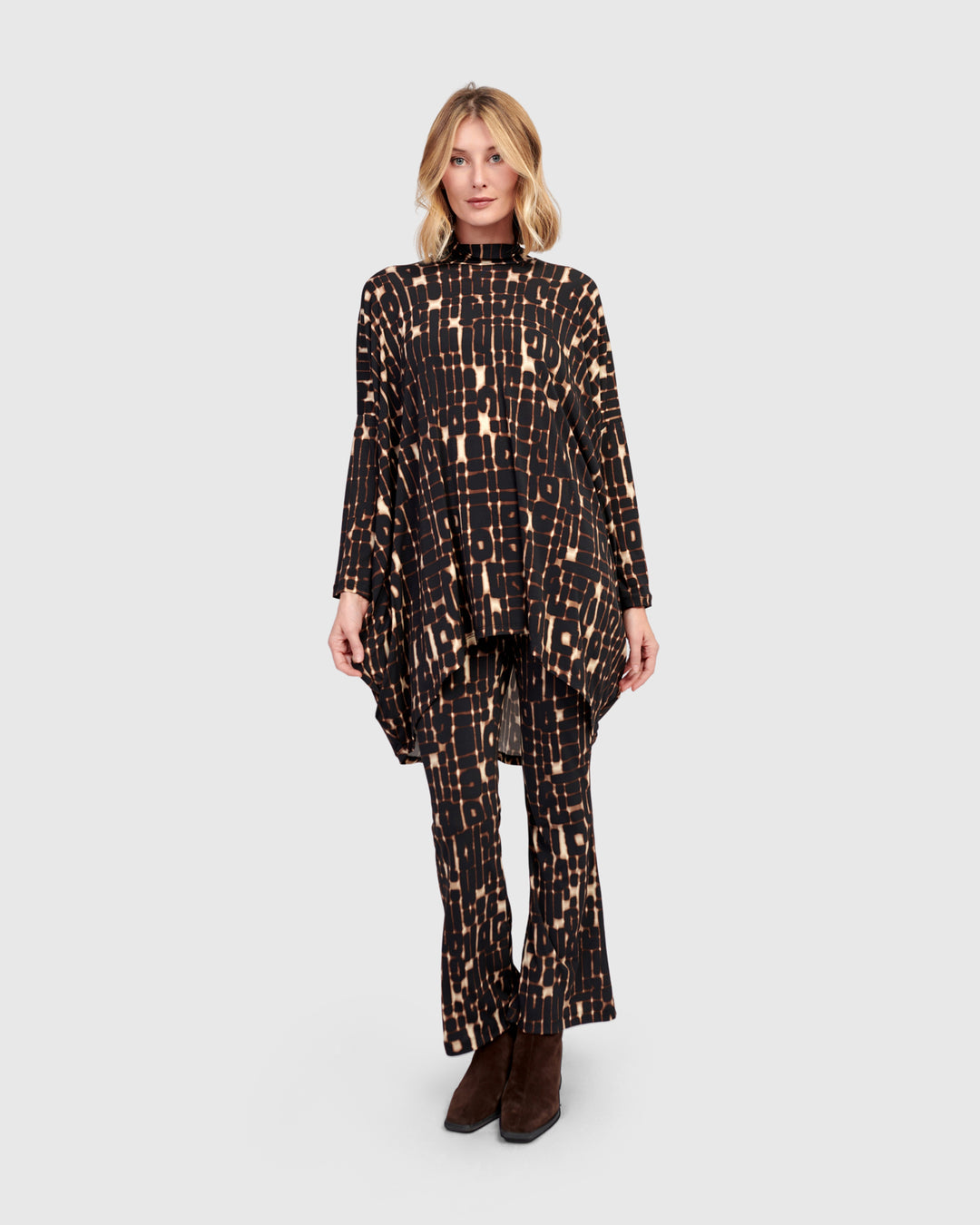 Orbit Swing Turtleneck, Matrix