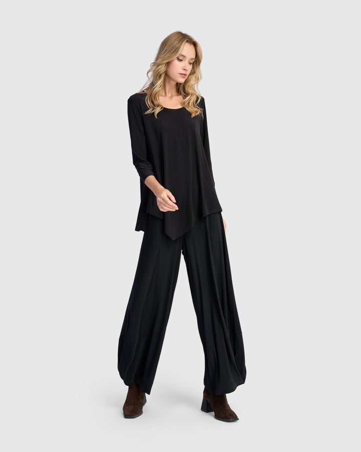 Essential Slinky Point Hem Top, Black