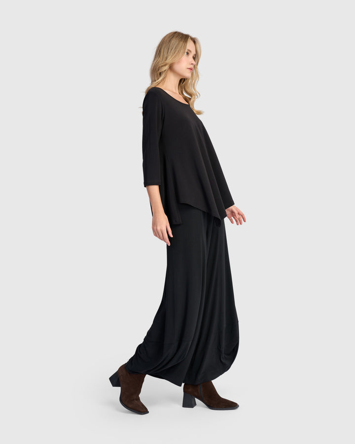 Essential Slinky Point Hem Top, Black