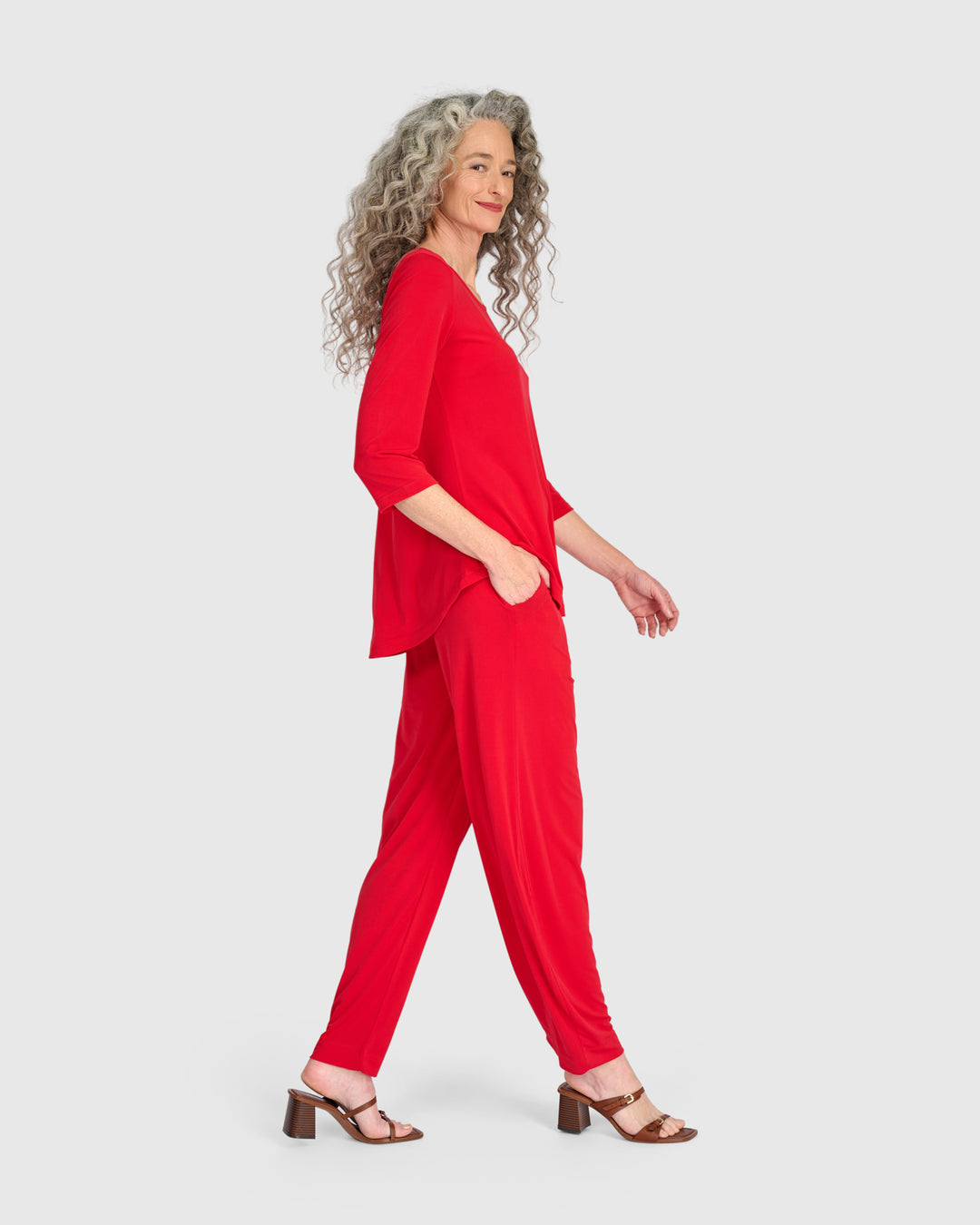 Essential Slinky Crew Top, Red