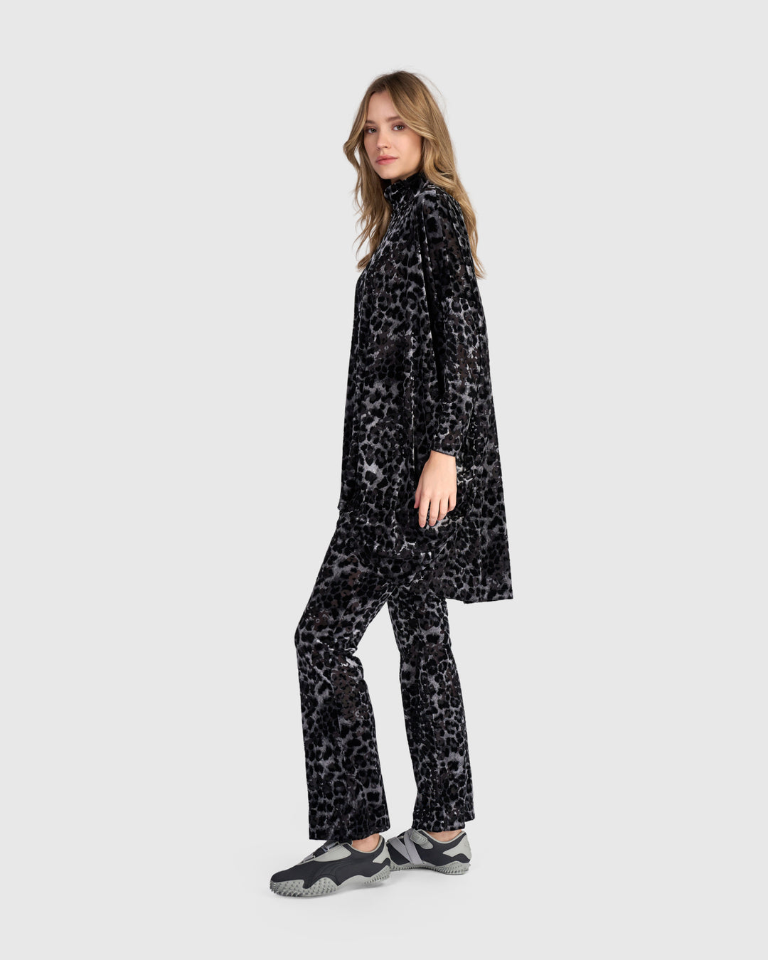 Bagheera Oversized Tunic, Pewter Leopard