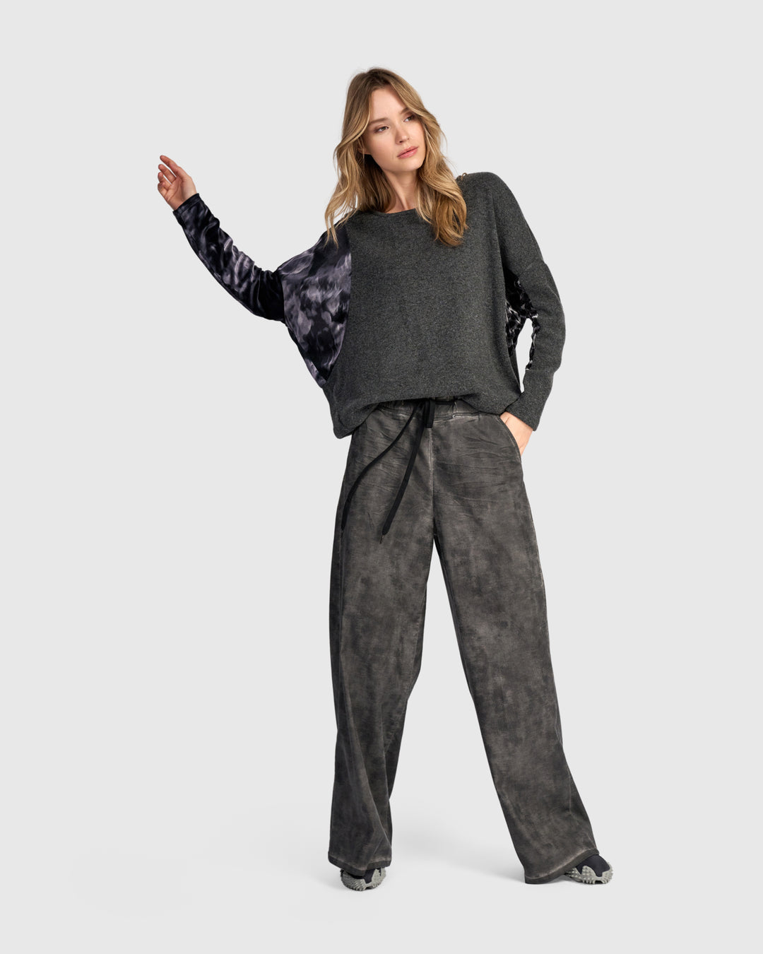 Angelica Curve Top, Carbon