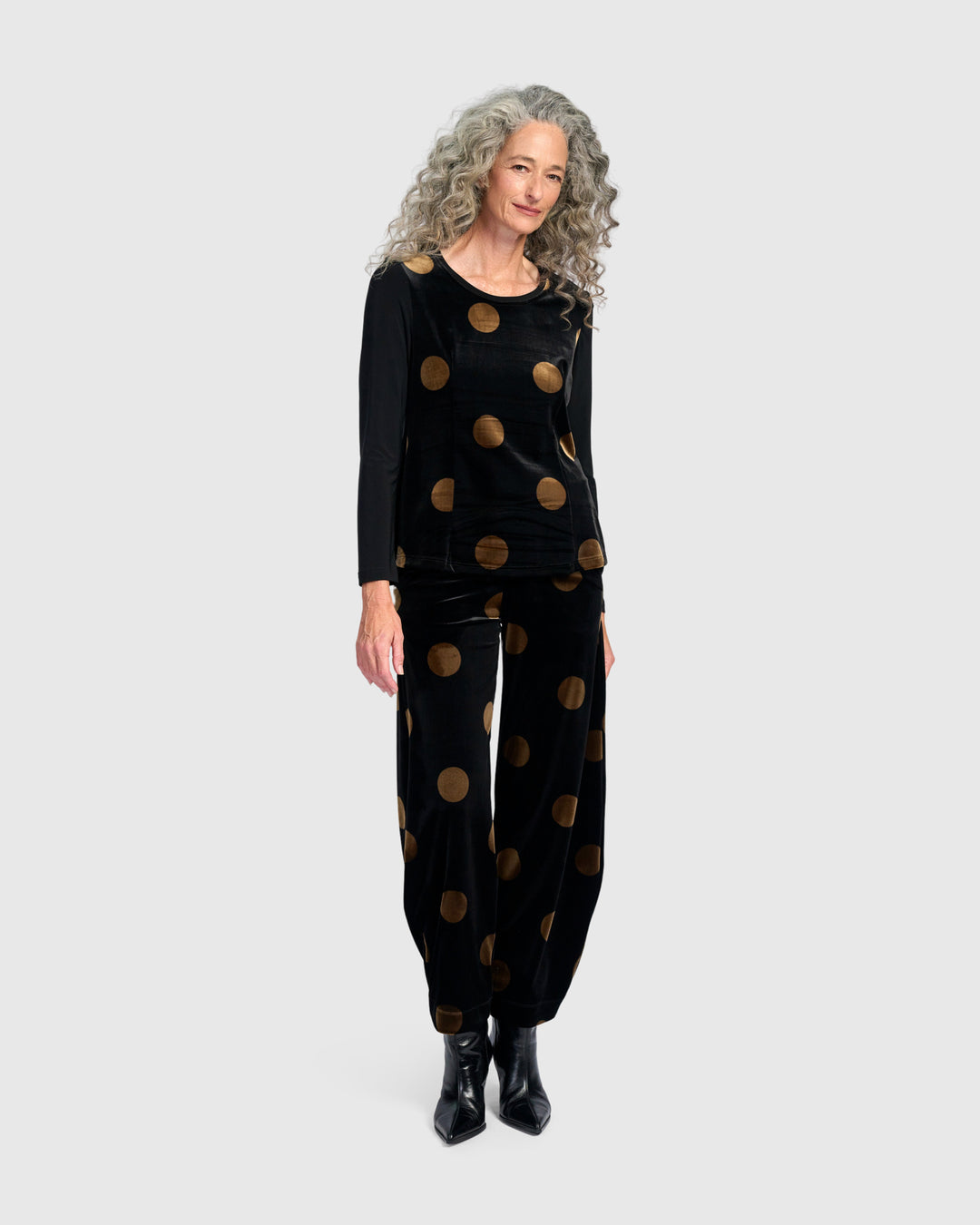 Everyday Velvet Shaped Top, Black/Gold Dot