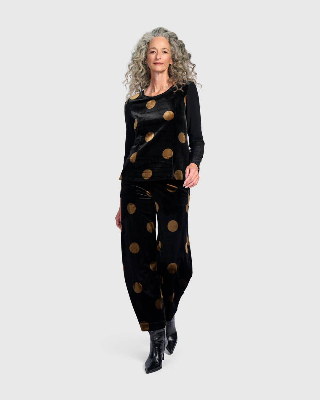 Everyday Velvet Shaped Top, Black/Gold Dot