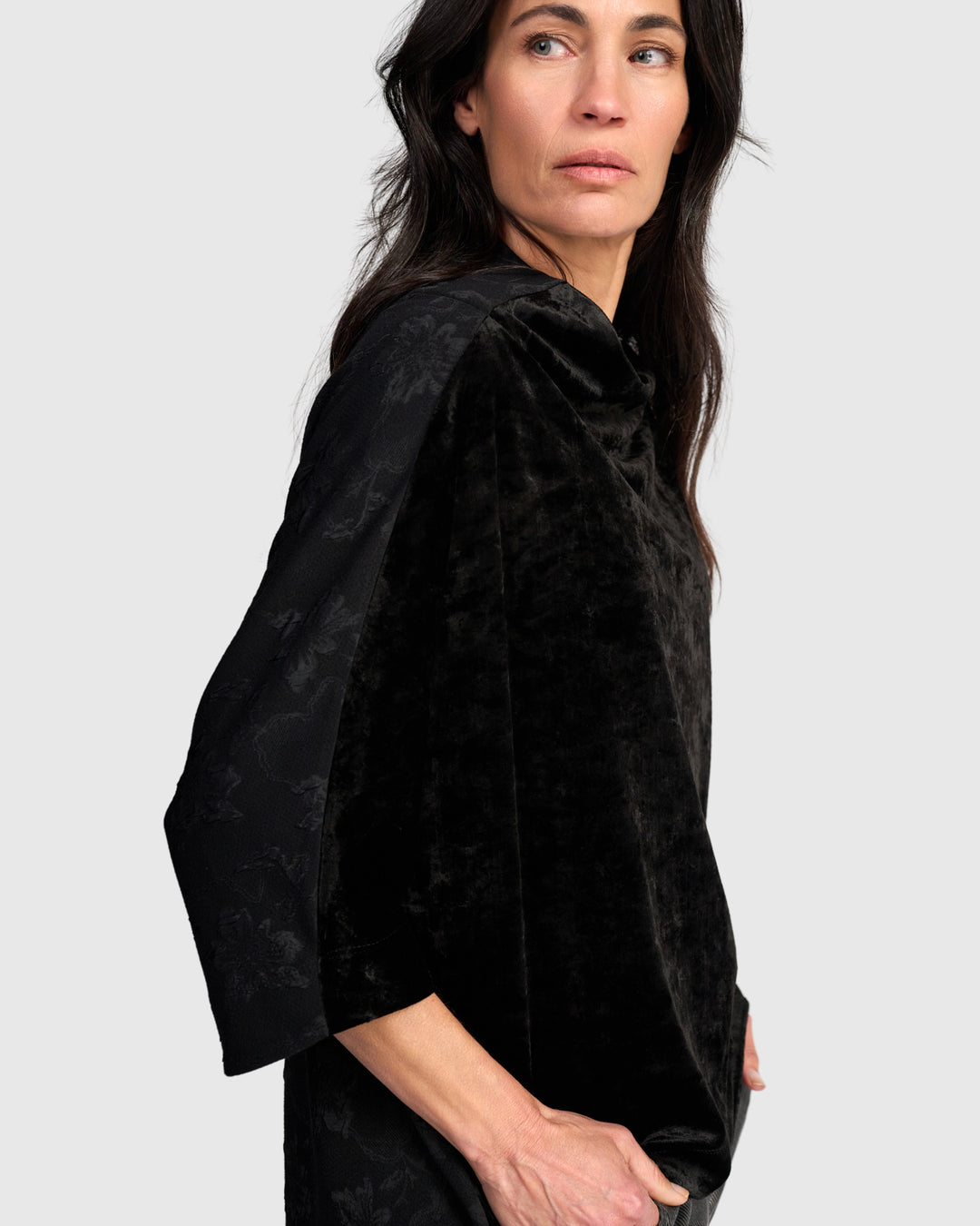 Aster Funnel Pullover Top, Black Flora
