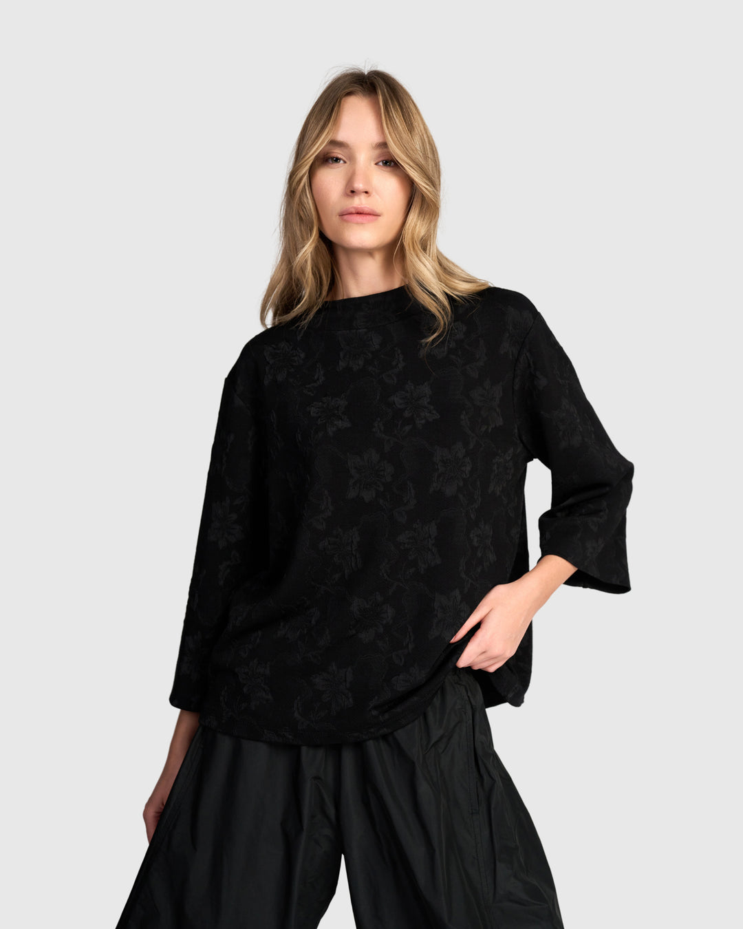 Madrigal Top, Black Flora