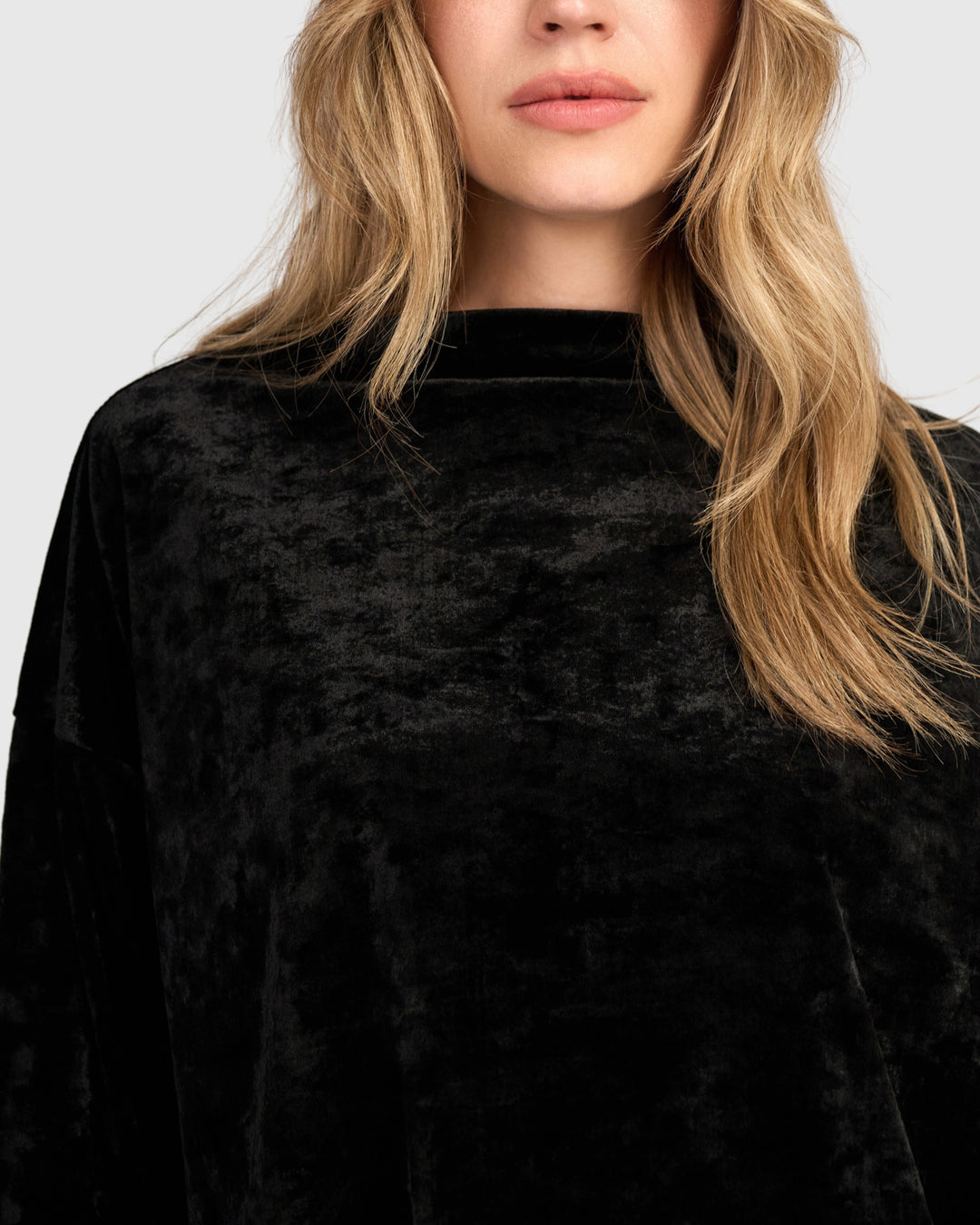 Crushed Velvet Trapeze Top, Black