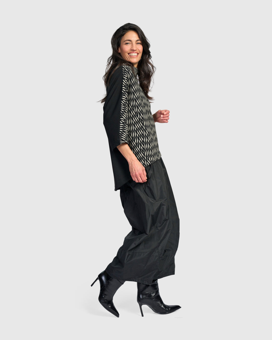 Vertex Funnel Pullover Top, Zebra