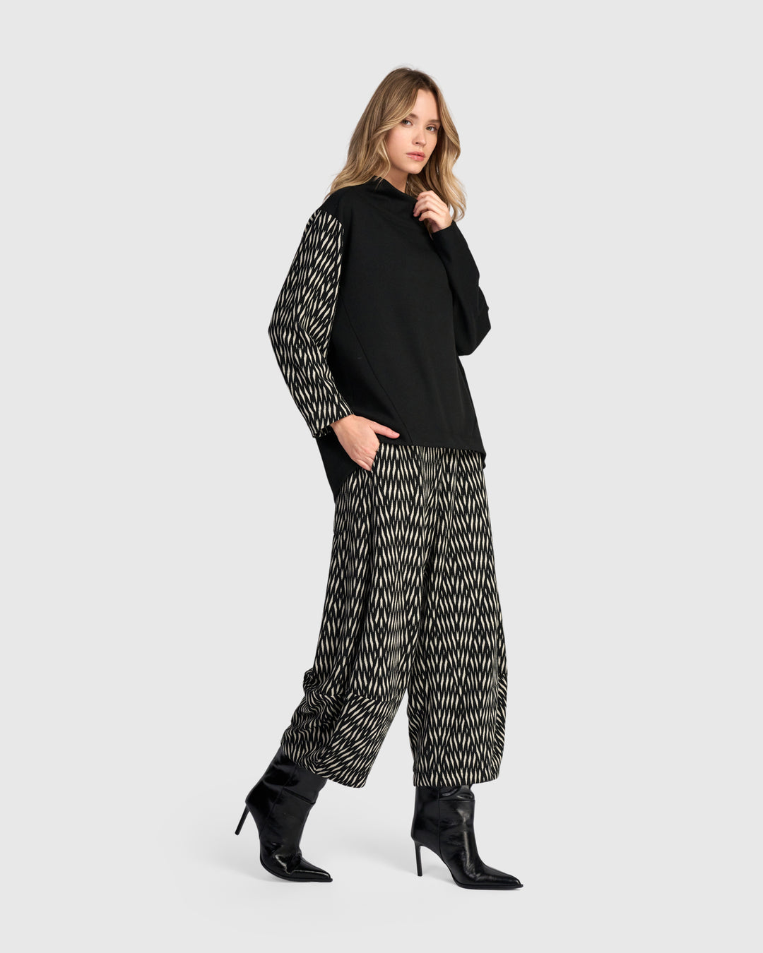 Cadence Funnel Pullover Top, Black/Zebra