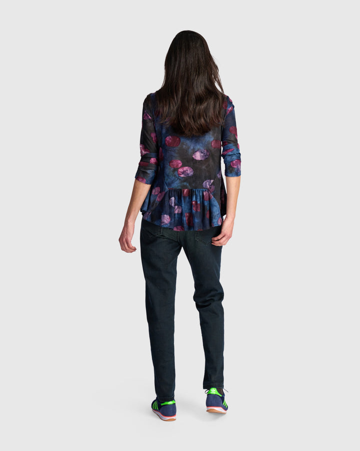 Addison Flouncy Tee, Midnight/Wine