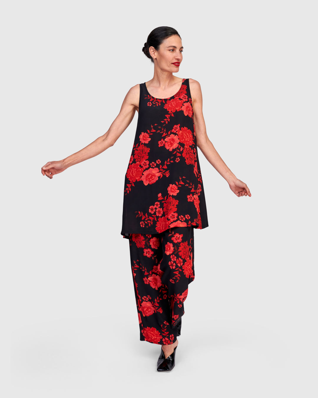 Iki Chiffon Tank, Black/Red Peony