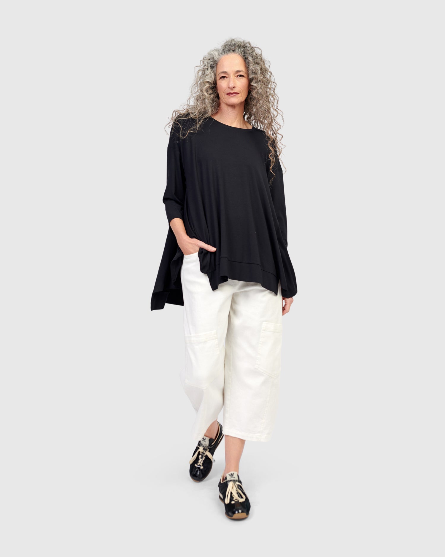 Essential Oversized Trapeze Top, Black – Alembika U.S.