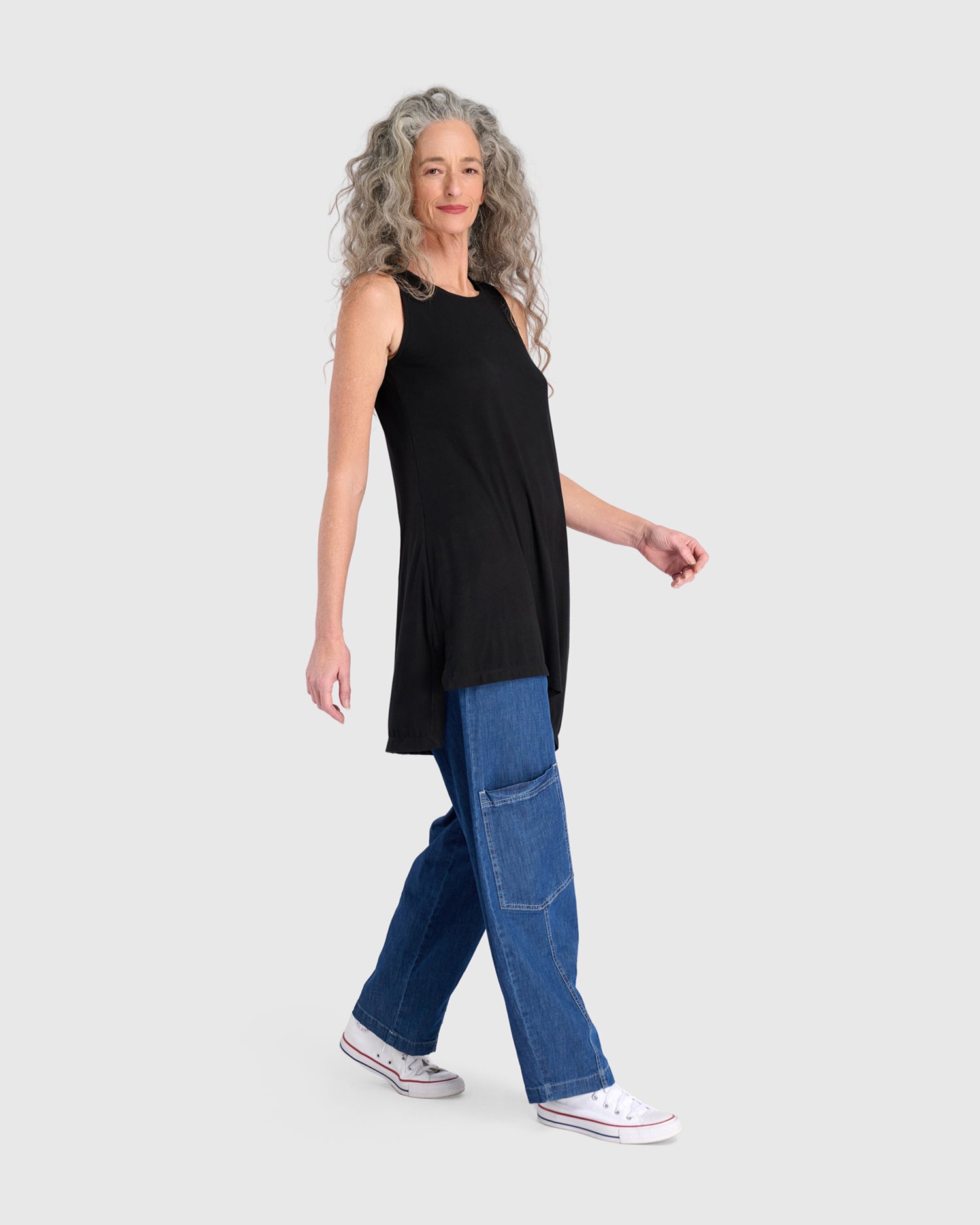 Essential Sleeveless Tunic Top, Black – Alembika U.S.