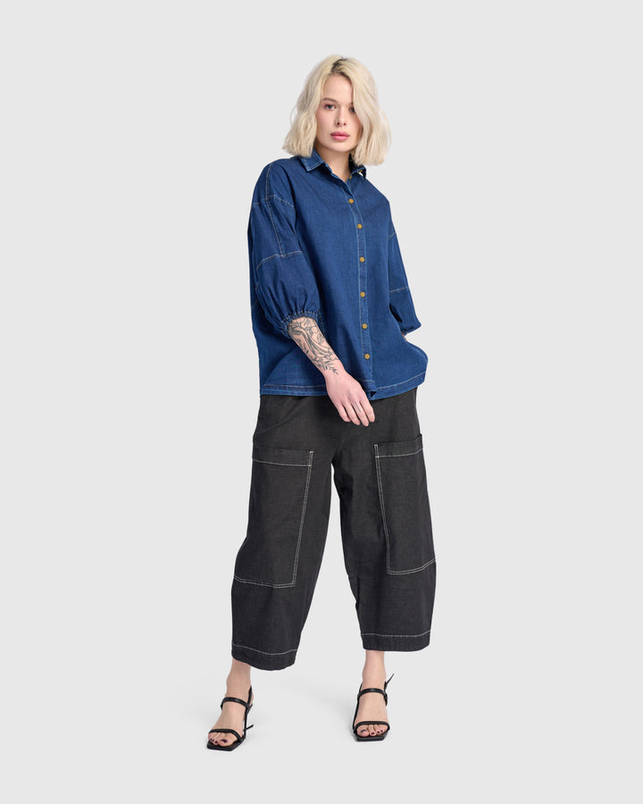 Bold Barrel Capri Pants, Jet Denim