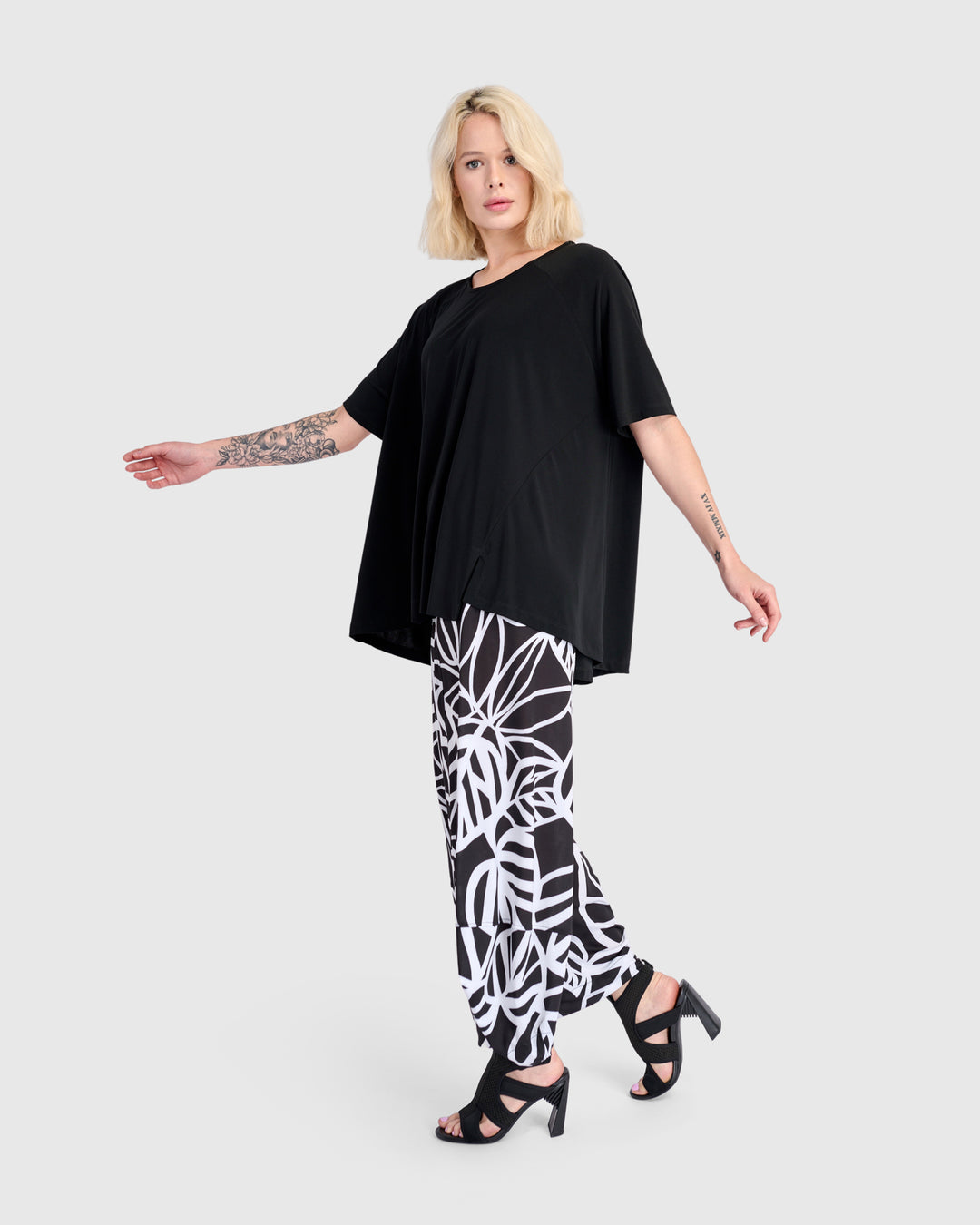 Essential Trapeze Pullover Tee, Black