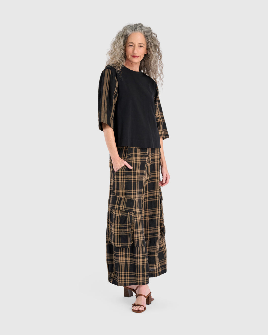 Vetiver Top, Black/Sepia