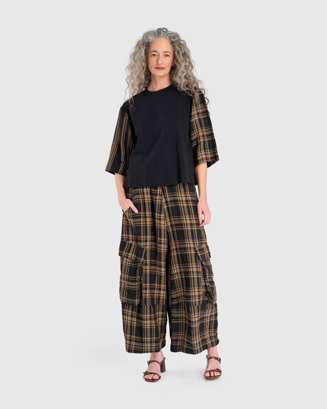 Vetiver Top, Black/Sepia