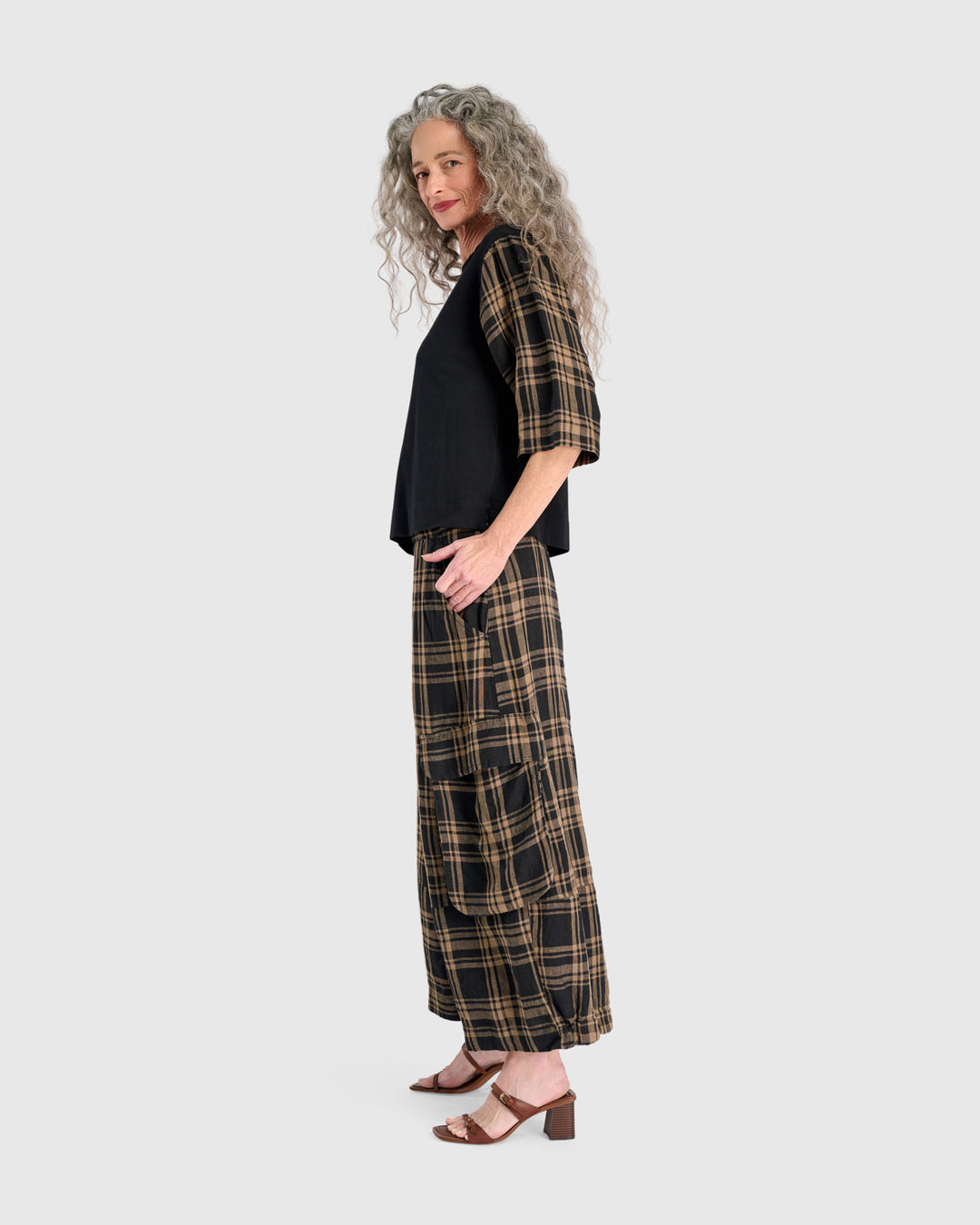 Vetiver Top, Black/Sepia