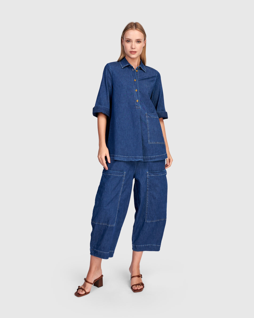 Bold Barrel Capri Pants, Denim