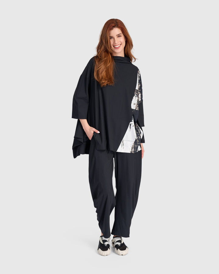 Tekbika Oversized Trapeze Top, Black Graphic