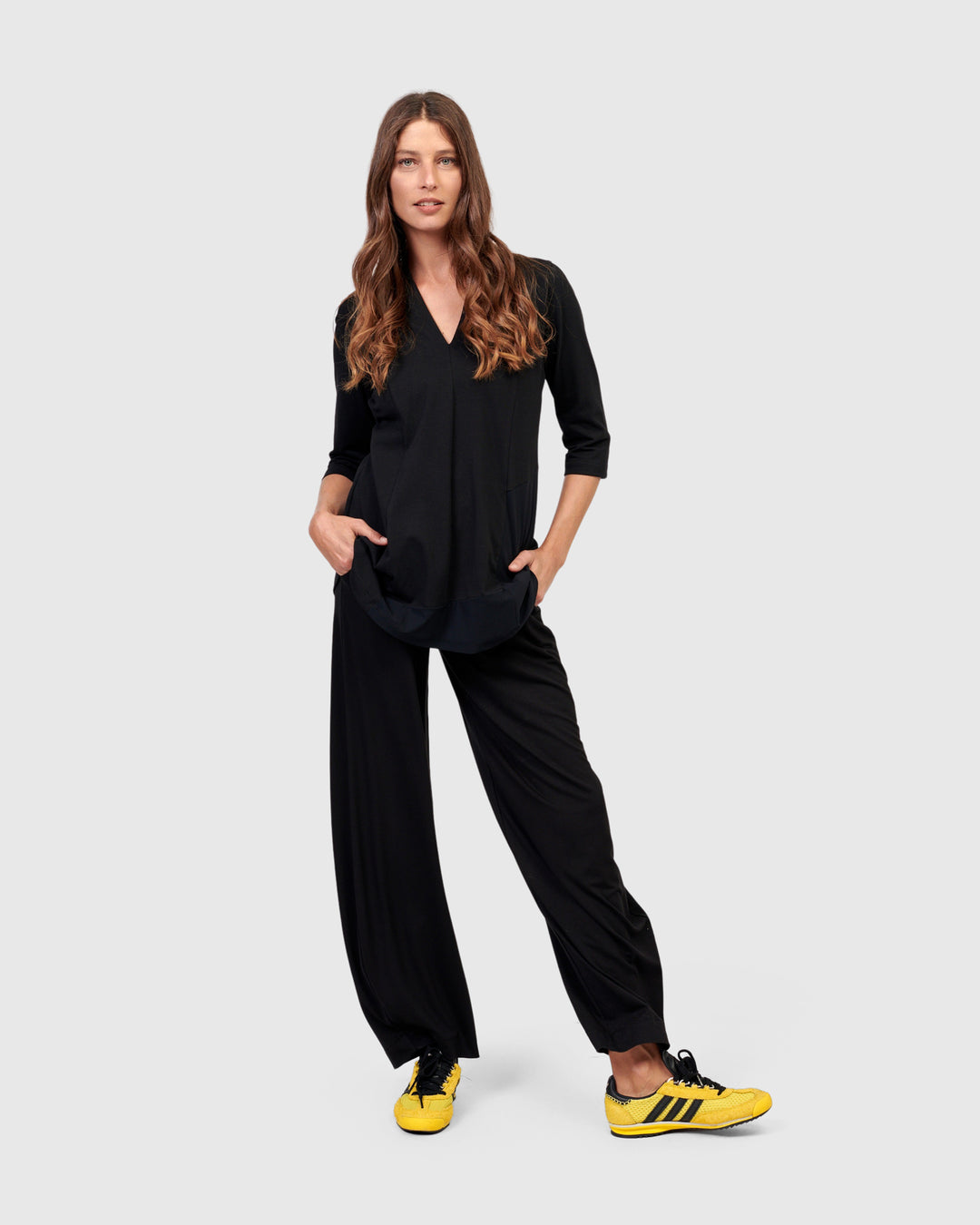 Essential Flow Pants, Black