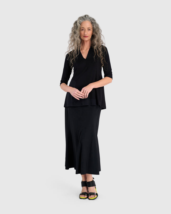 Tekbika V-neck Tunic Top, Black