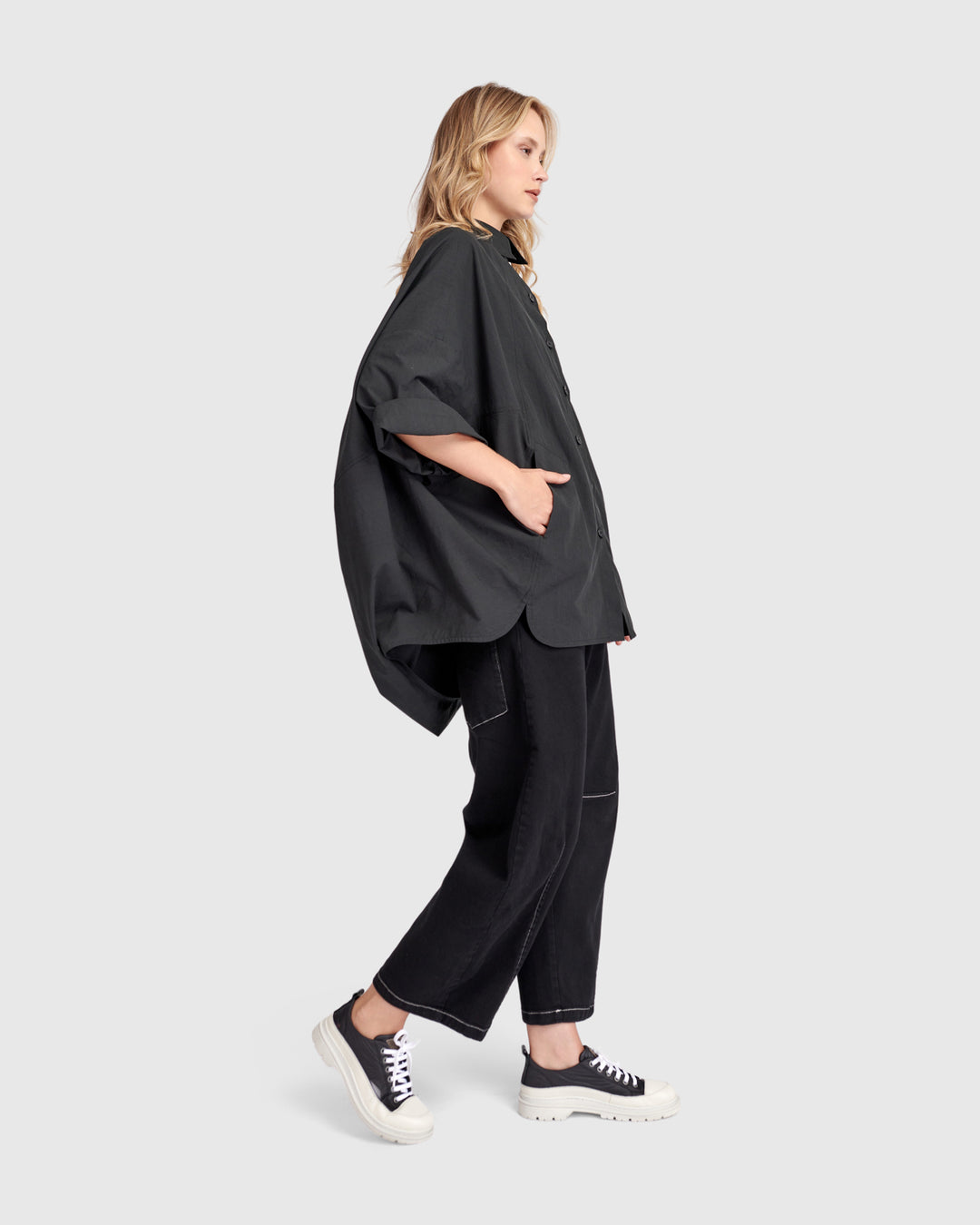 Urban Oversized Circle Shirt, Black