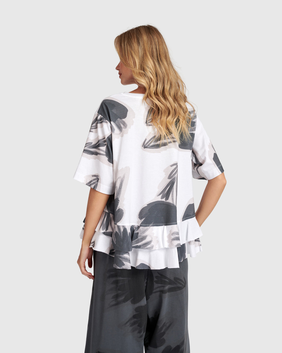 Urban Fleeting Ruffle Tee, Cloud