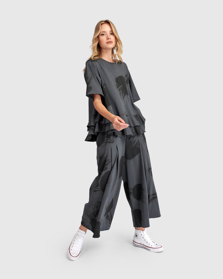Urban Fleeting Ruffle Tee, Fog