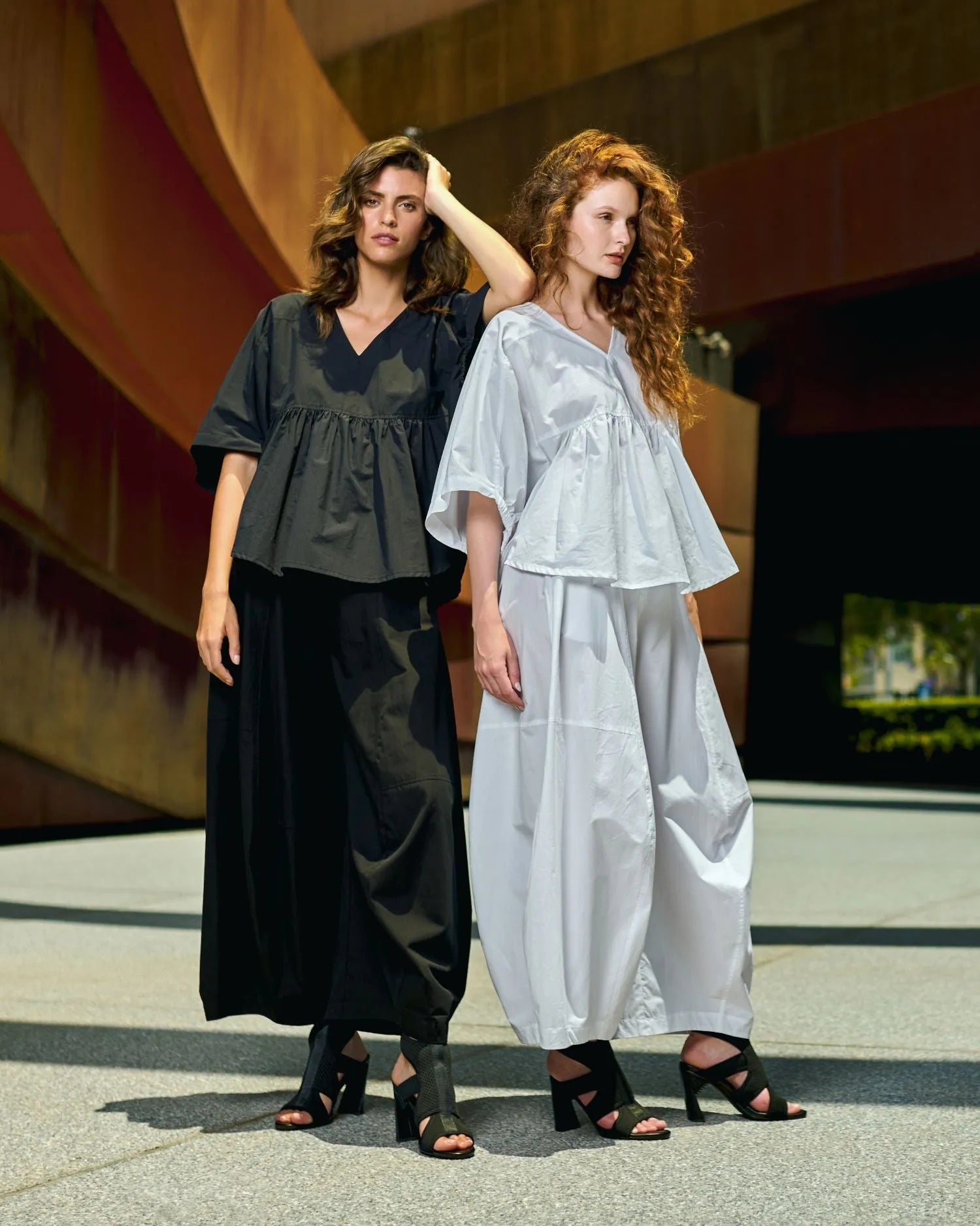 Urban Borough Balloon Pants, White – Alembika U.S.