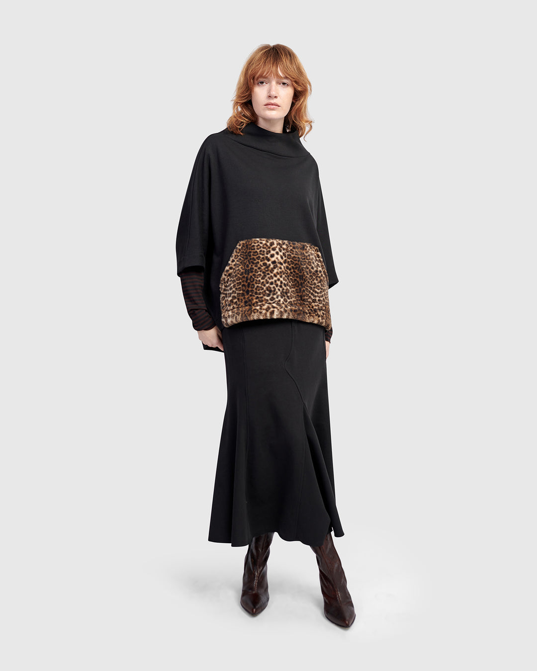 Urban Muff Pullover Top, Black