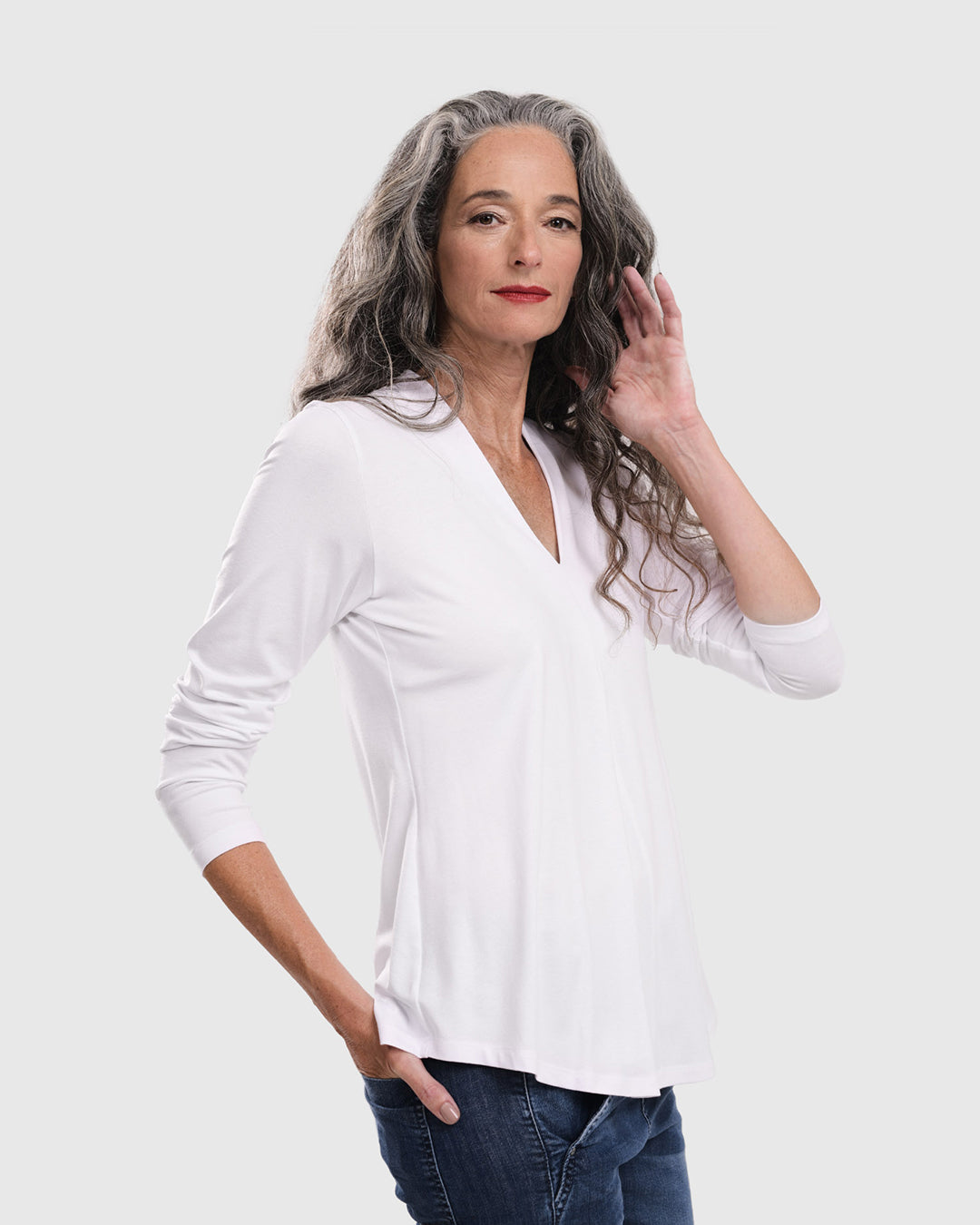 Essential V-neck Top, White