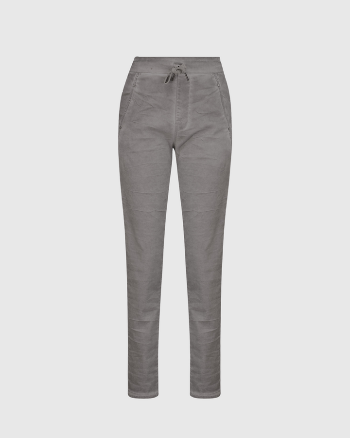 Distressed Iconic Stretch Jeans, Charcoal Wash
