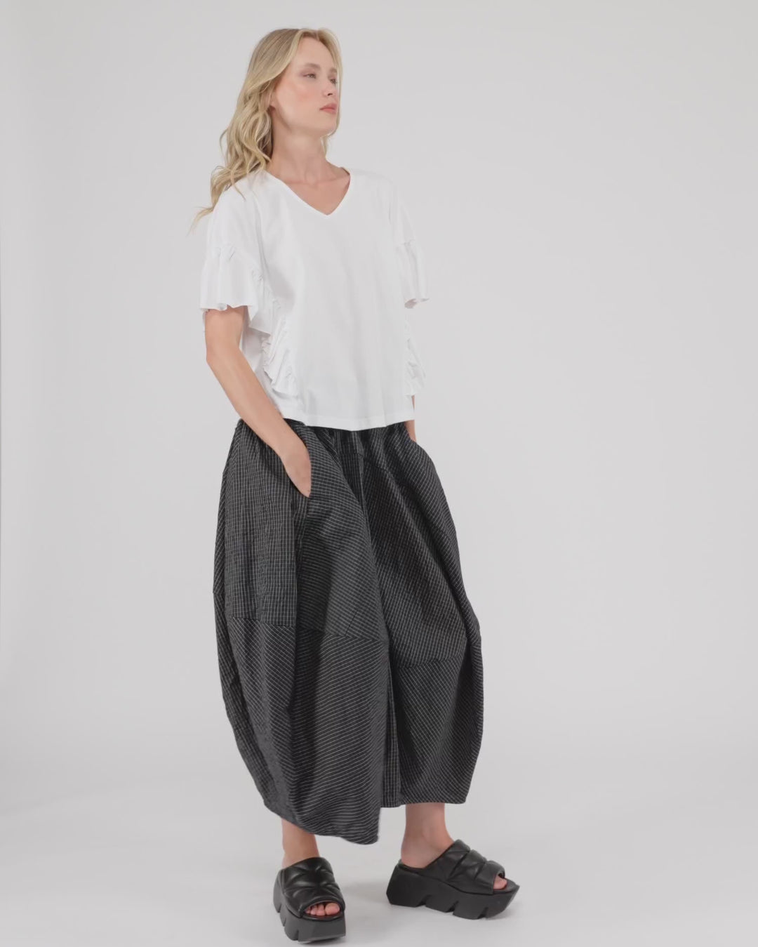 Urban Soft Structure Balloon Skirt, Grid