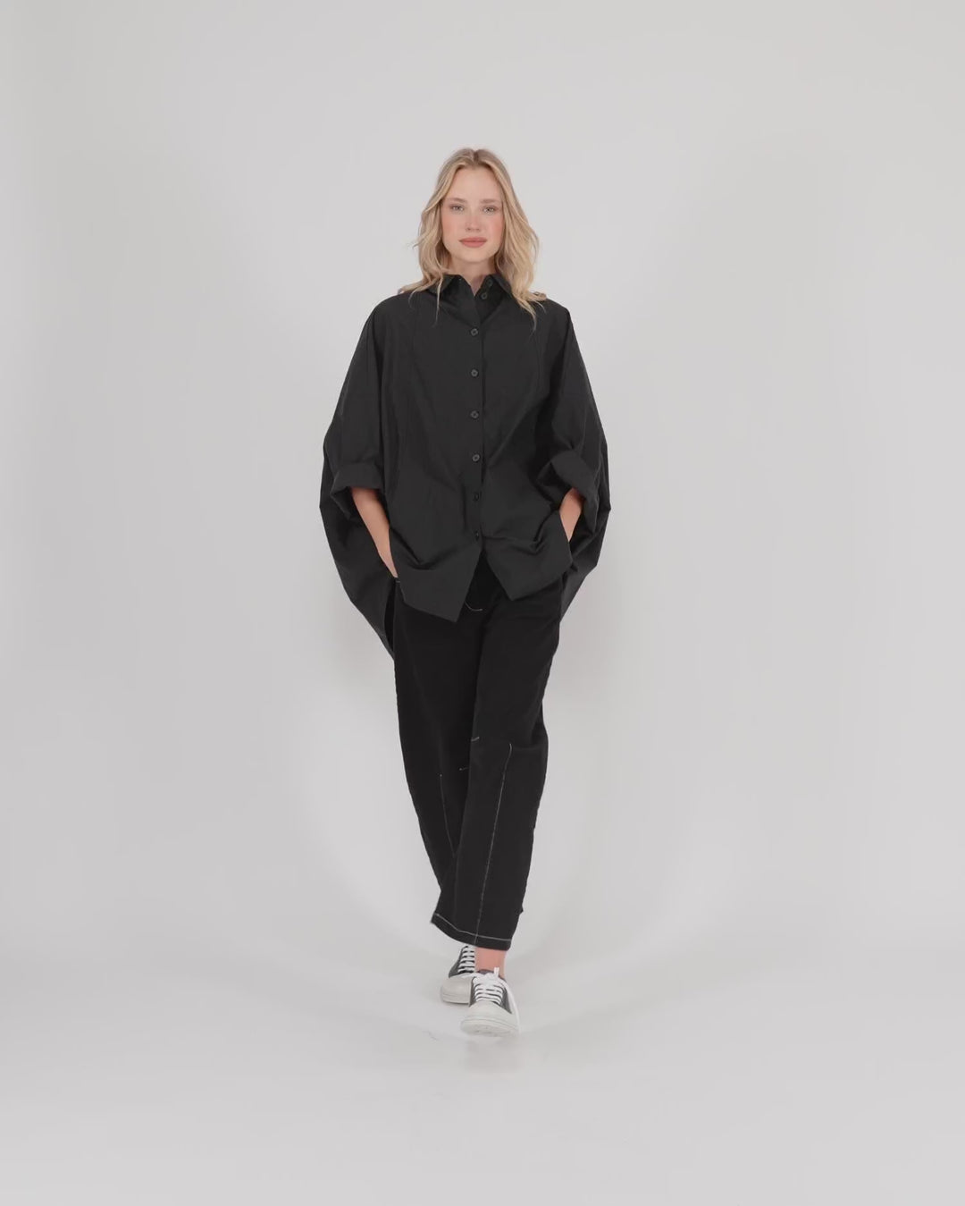 Urban Oversized Circle Shirt, Black