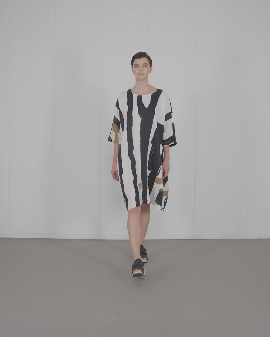 Urban Amsterdam Oversized Dress, Zebra