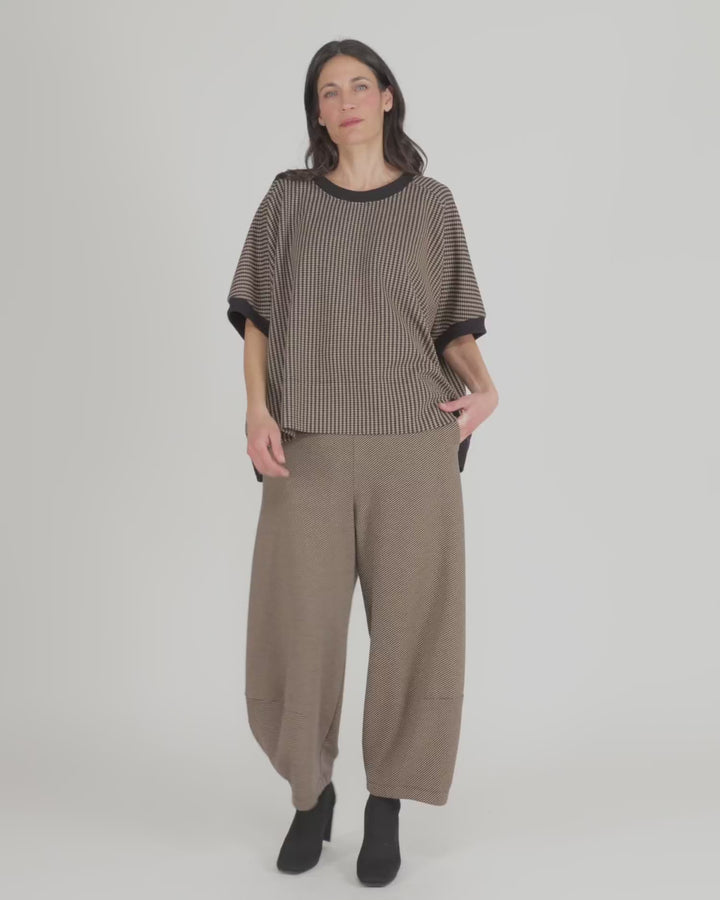 Yetta Rounded Top, Chocolate