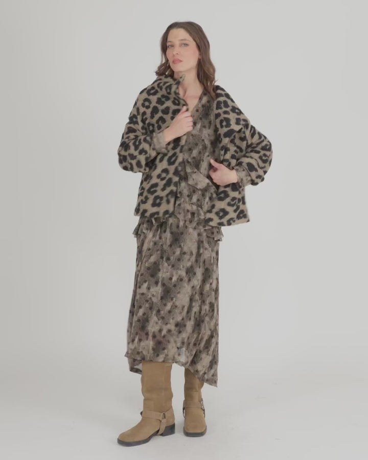 Wildcard Cozy Jacket, Leopard