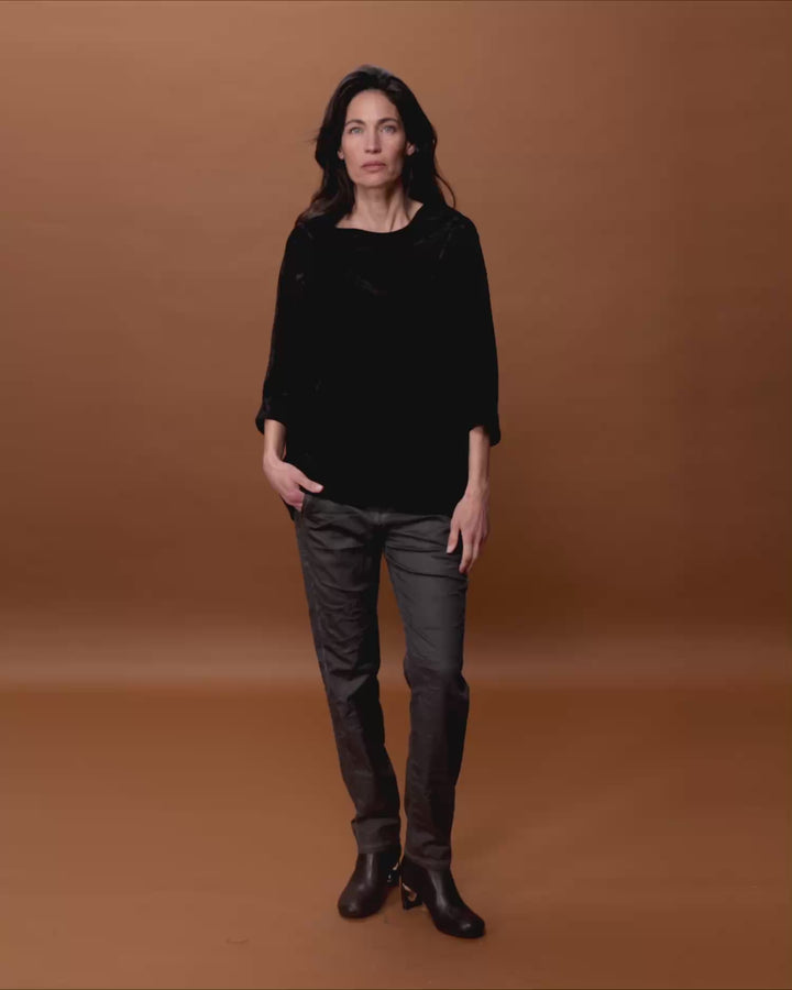 Aster Funnel Pullover Top, Black Flora