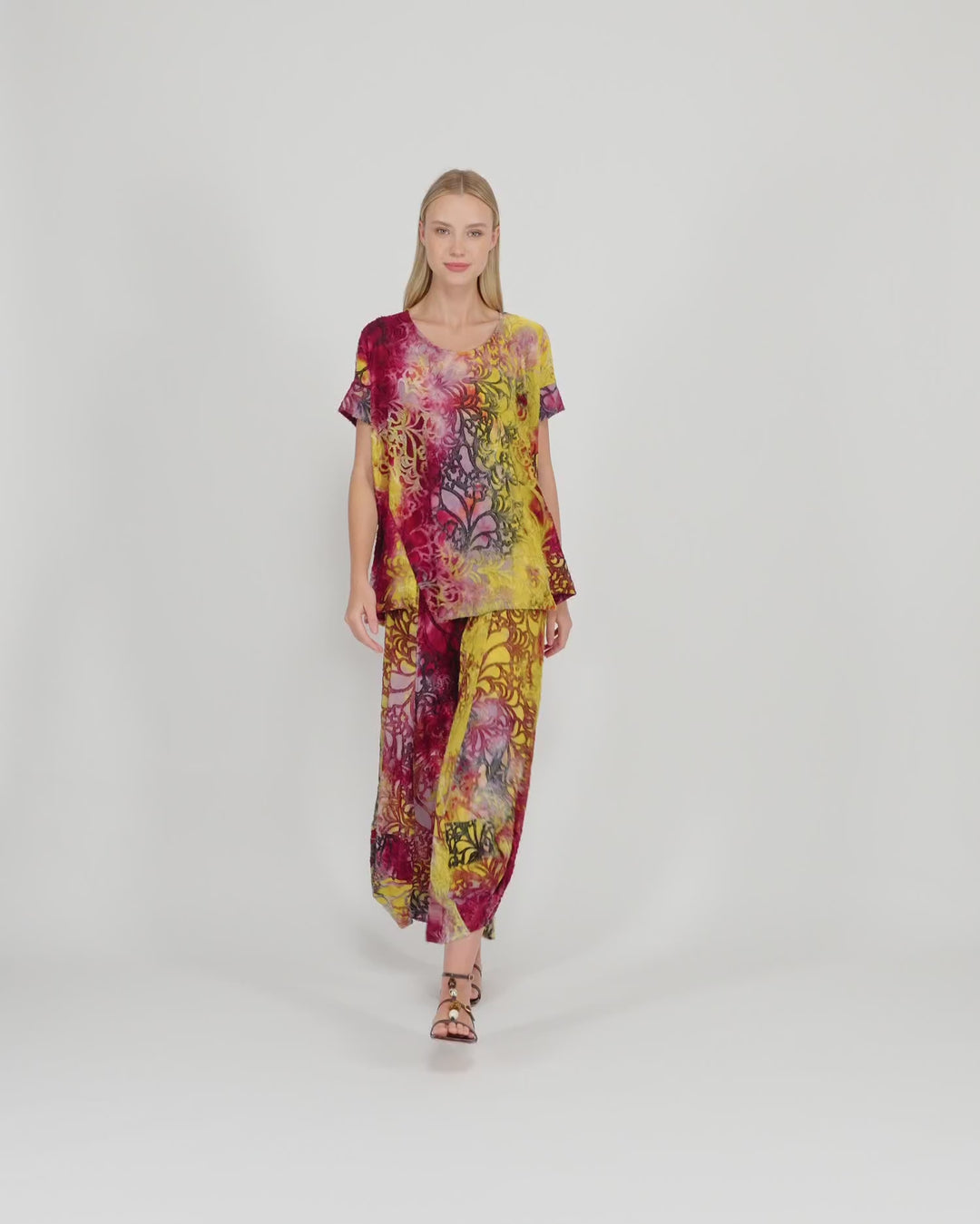 Reverie Trapeze Top, Raspberry/Gold