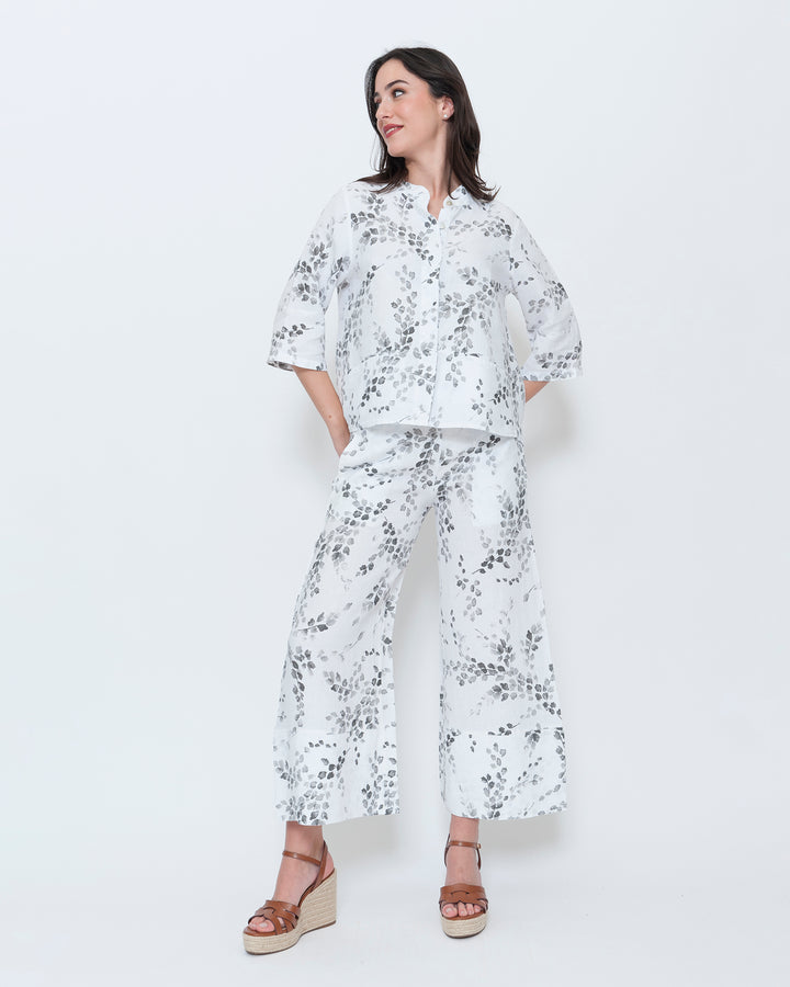 Blueberry Heritage Shirt, White Flora