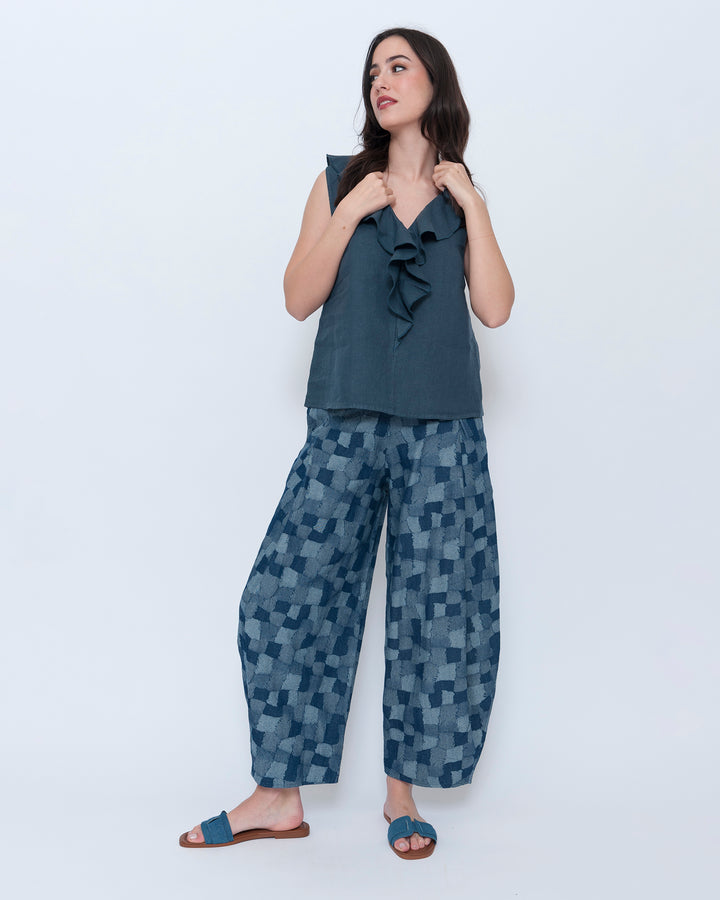 Blueberry Wave Neck Sleeveless Top, Navy