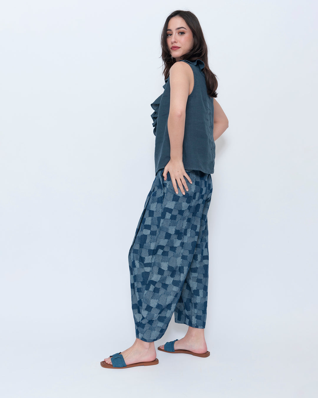 Blueberry Wave Neck Sleeveless Top, Navy
