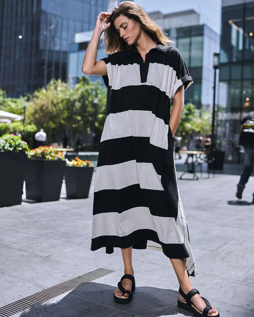 bold stripe maxi dress Peach Love Contrasting Bold Stripe Maxi Dress in Royal/Pink S