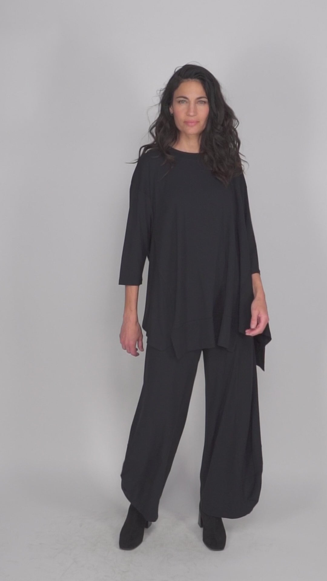 Essential Oversized Trapeze Top, Black