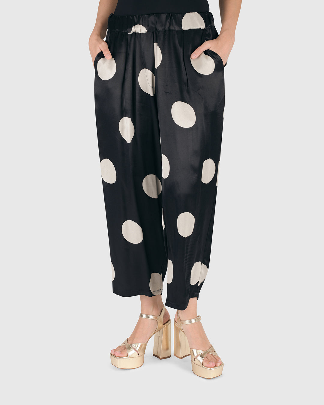 Moon Dot Pleated Trousers, Black/Ivory